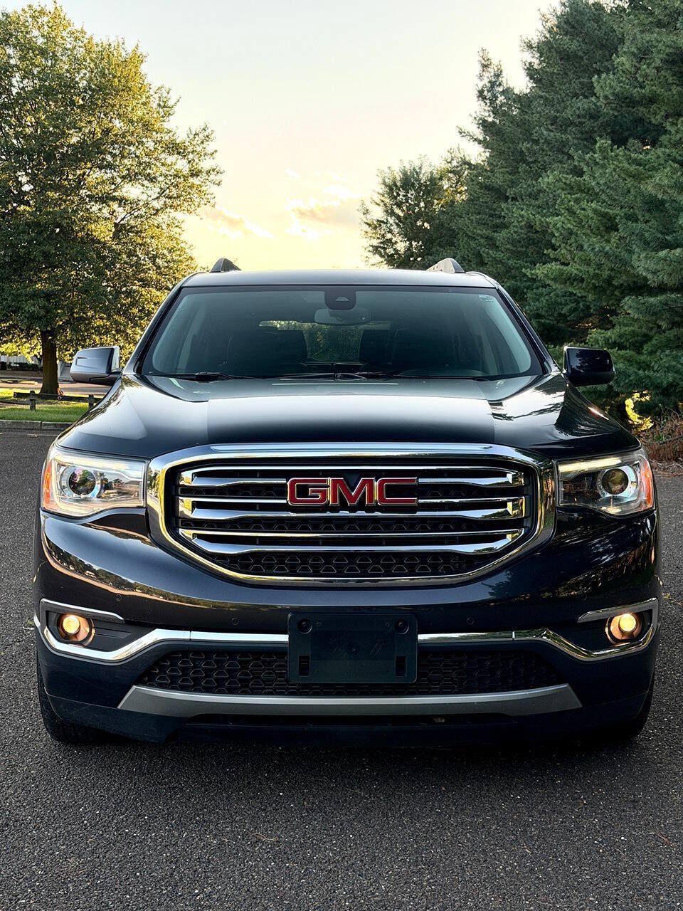 Used 2017 GMC Acadia SLT w/ LPO, Floor Liner Package AWD/4WD image 13
