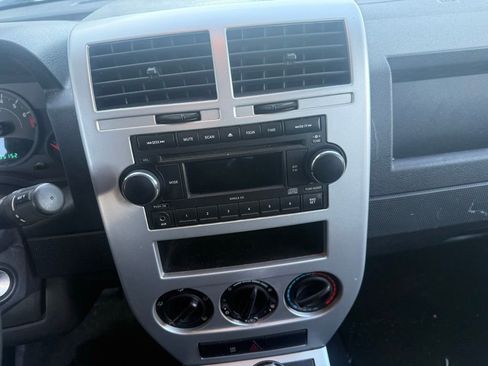 Used 2008 Jeep Compass Sport image 29