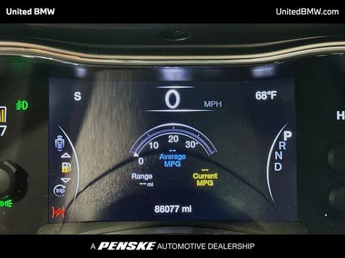 Used 2019 Jeep Grand Cherokee Overland image 7