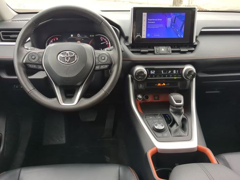 Used 2024 Toyota RAV4 Adventure image 28