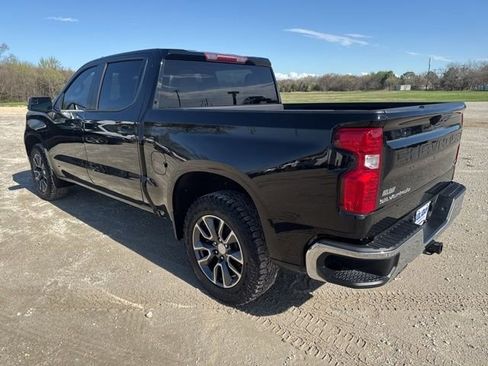 Used 2022 Chevrolet Silverado 1500 LT image 4