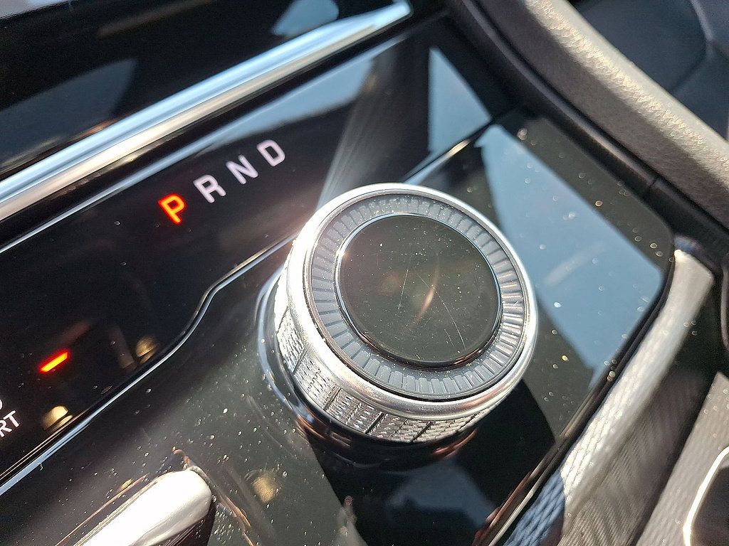 Used 2026 Jeep Grand Cherokee Limited AWD/4WD image 18