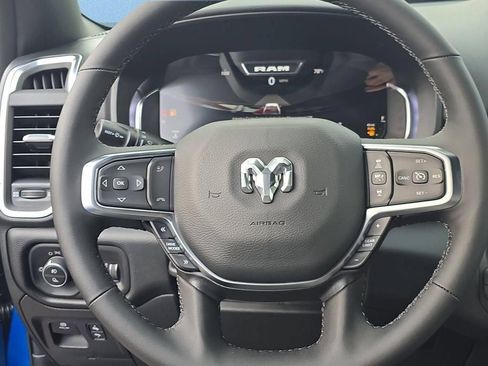 New 2026 RAM 1500 Big Horn AWD/4WD image 17