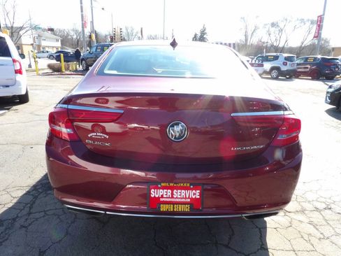Used 2017 Buick LaCrosse Premium image 4