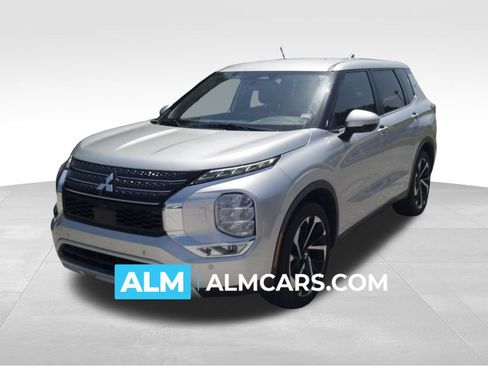 Used 2024 Mitsubishi Outlander SE AWD/4WD image 1