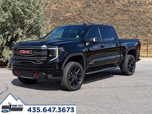 Used 2022 GMC Sierra 1500 AT4 w/ Technology Package AWD/4WD image 1