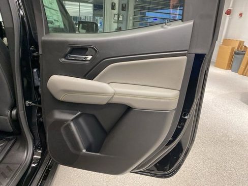 New 2026 Chevrolet Colorado ZR2 w/ Technology Package image 30