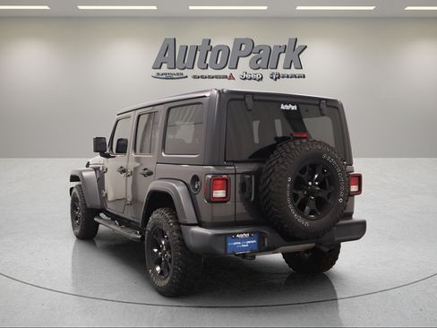 Used 2022 Jeep Wrangler Unlimited Sport AWD/4WD image 8