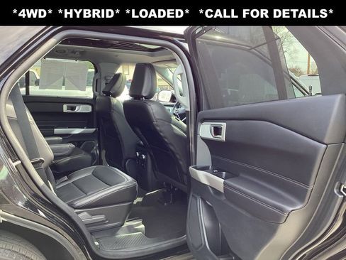 Used 2023 Ford Explorer Limited w/ Hybrid Equipment Group 310A AWD/4WD image 16