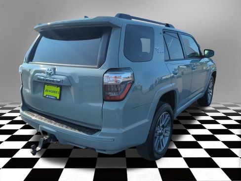 Used 2022 Toyota 4Runner TRD Sport AWD/4WD image 8