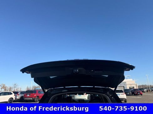 Certified 2025 Honda Pilot Touring image 29