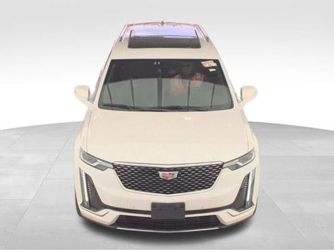 Used 2024 Cadillac XT6 Premium Luxury AWD/4WD image 3