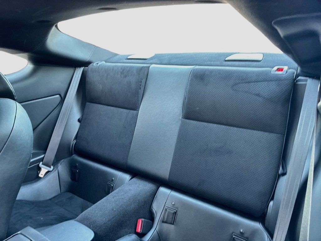 Used 2025 Toyota GR86 Premium w/ ALL Weather Mat Package (TMS) RWD image 23