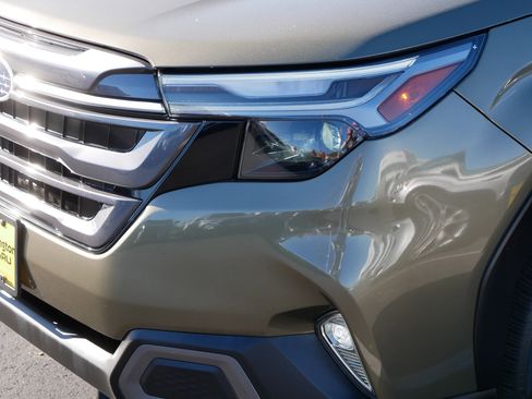 Used 2025 Subaru Forester Limited w/ Popular Package #2 image 16