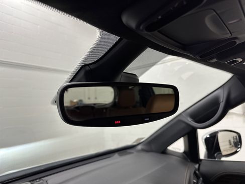 Used 2023 Chrysler Pacifica Pinnacle image 27