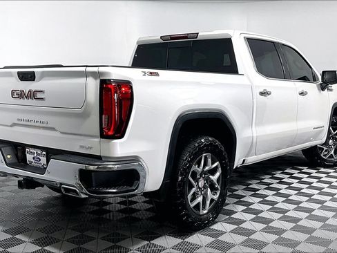 Used 2024 GMC Sierra 1500 SLT w/ SLT Premium Plus Package AWD/4WD image 12