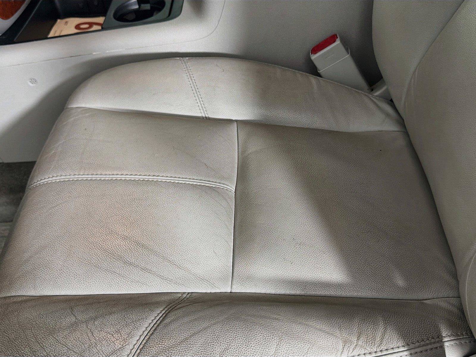 Used 2013 Chevrolet Tahoe LT w/ Texas Edition RWD image 18