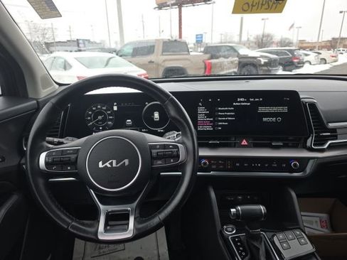 Used 2023 Kia Sportage SX image 12