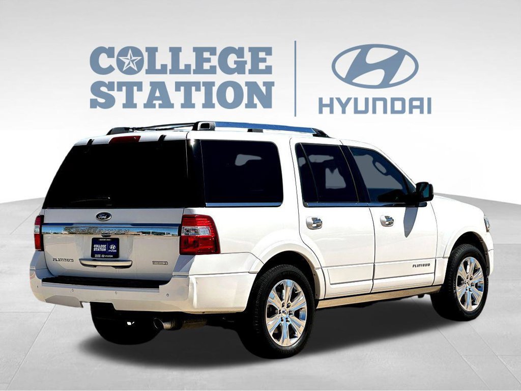 Used 2015 Ford Expedition Platinum RWD image 10