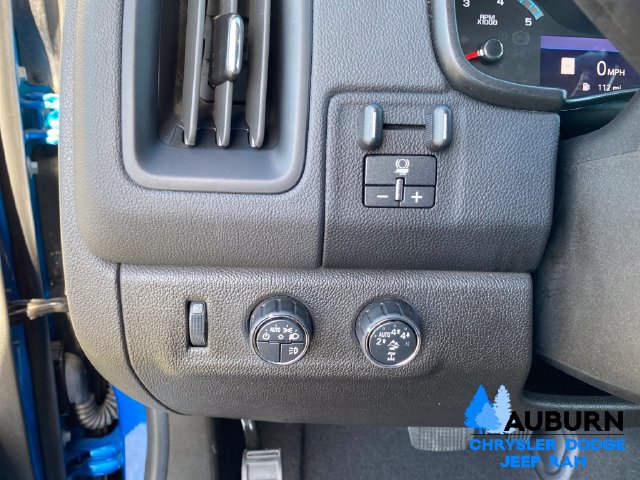 Used 2022 Chevrolet Colorado ZR2 w/ ZR2 Dusk Special Edition AWD/4WD image 37