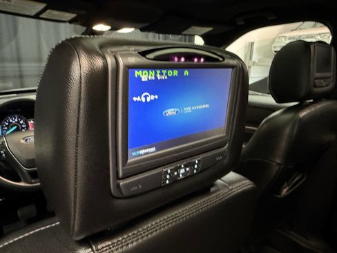 Used 2018 Ford Explorer Limited w/ Equipment Group 301A image 24