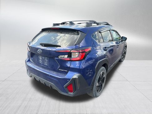 Used 2024 Subaru Crosstrek 2.5i Limited AWD/4WD image 11