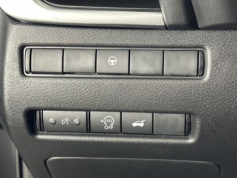 New 2026 Nissan Rogue SV AWD/4WD image 22