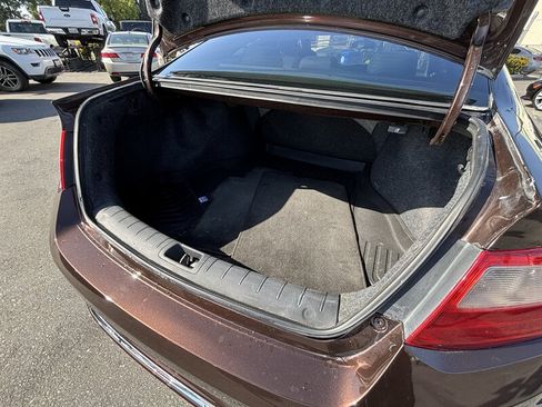 Used 2013 Honda Accord EX-L image 17