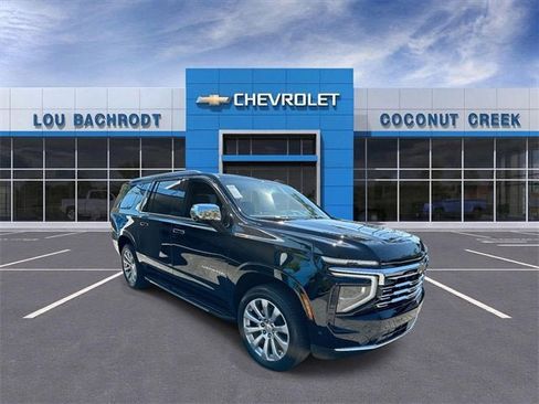 New 2026 Chevrolet Suburban Premier image 2