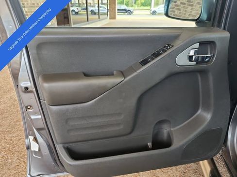 Used 2019 Nissan Frontier PRO-4X AWD/4WD image 9