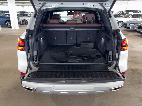 Used 2026 BMW X5 xDrive40i w/ Climate Comfort Package AWD/4WD image 10