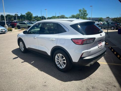 Used 2021 Ford Escape SE w/ Cold Weather Package FWD image 5