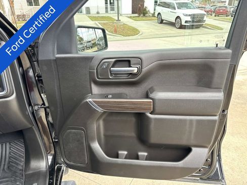 Used 2022 Chevrolet Silverado 1500 RST w/ Safety Package image 15