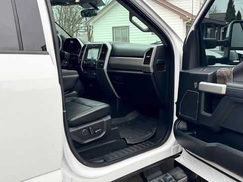 Used 2019 Ford F250 Lariat image 20