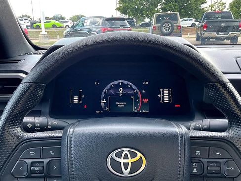 Used 2026 Toyota Tacoma SR5 AWD/4WD image 25