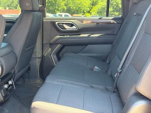 Used 2022 GMC Yukon XL SLE AWD/4WD image 15