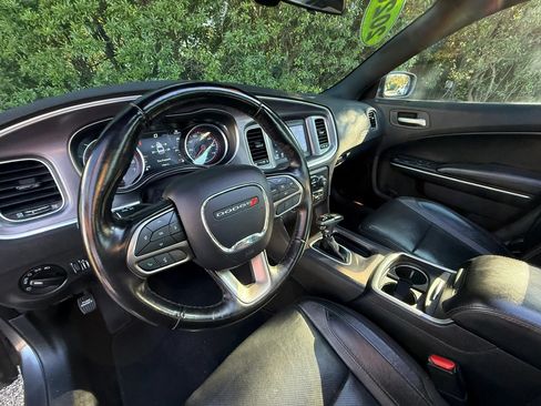 Used 2020 Dodge Charger SXT w/ Leather Interior Group RWD image 48