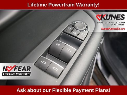 Used 2025 Buick Enclave Sport Touring AWD/4WD image 20