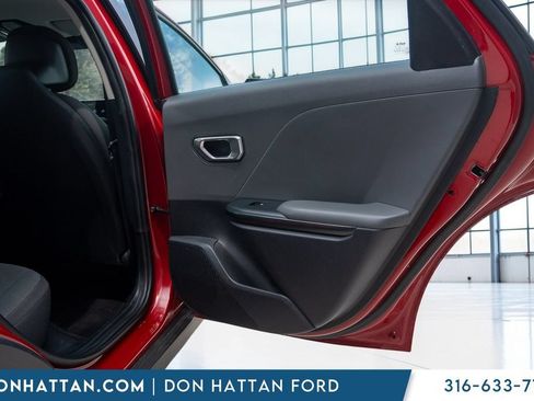 Used 2025 Kia K4 FWD image 22