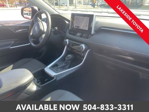 Used 2023 Toyota RAV4 XLE image 15