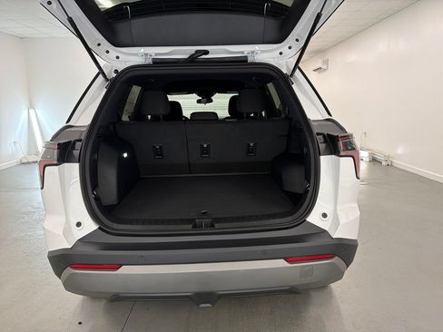 New 2026 Chevrolet Equinox LT FWD image 7