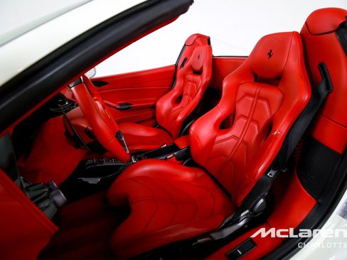 Used 2018 Ferrari 488 Spider RWD image 12