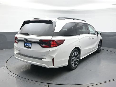 Certified 2025 Honda Odyssey Elite image 7