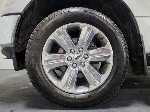 Used 2019 Ford F150 XLT w/ Equipment Group 302A Luxury AWD/4WD image 5