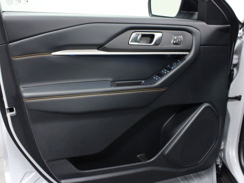 New 2026 Ford Explorer Tremor w/ Tremor Convenience Package image 11