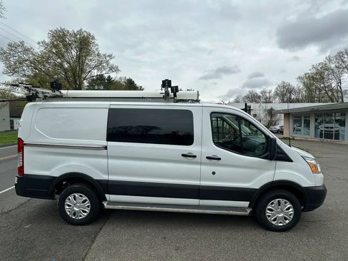Used 2019 Ford Transit 250 130 Low Roof w/ Exterior Upgrade Package RWD image 4