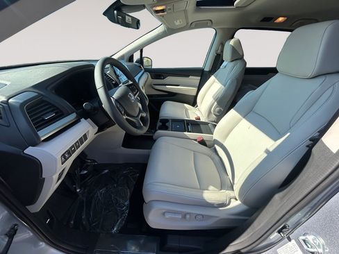 New 2026 Honda Odyssey EX-L image 9
