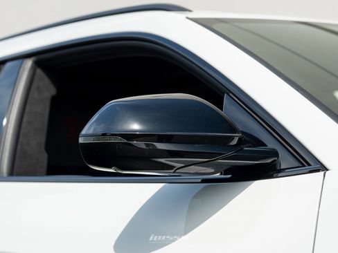 Used 2021 Lamborghini Urus image 4