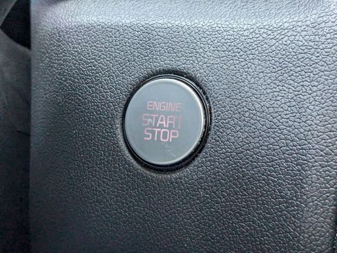 Used 2022 Kia Sorento EX w/ Panoramic Sunroof Package FWD image 18