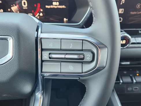 New 2026 GMC Canyon Elevation w/ Convenience Package image 32